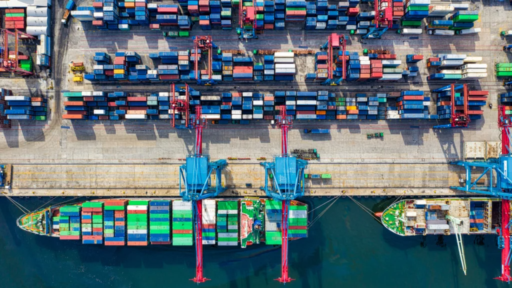 easier-trade-1024x576 Shipping container vessel at port